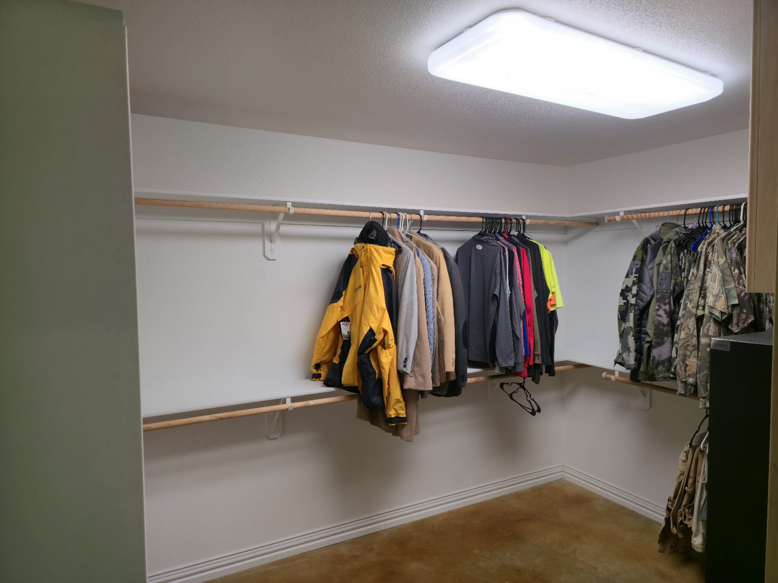 Listing Image #11
