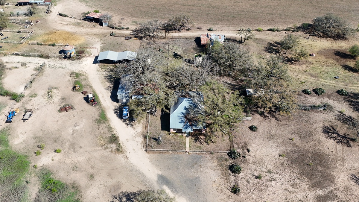 Listing Image #3