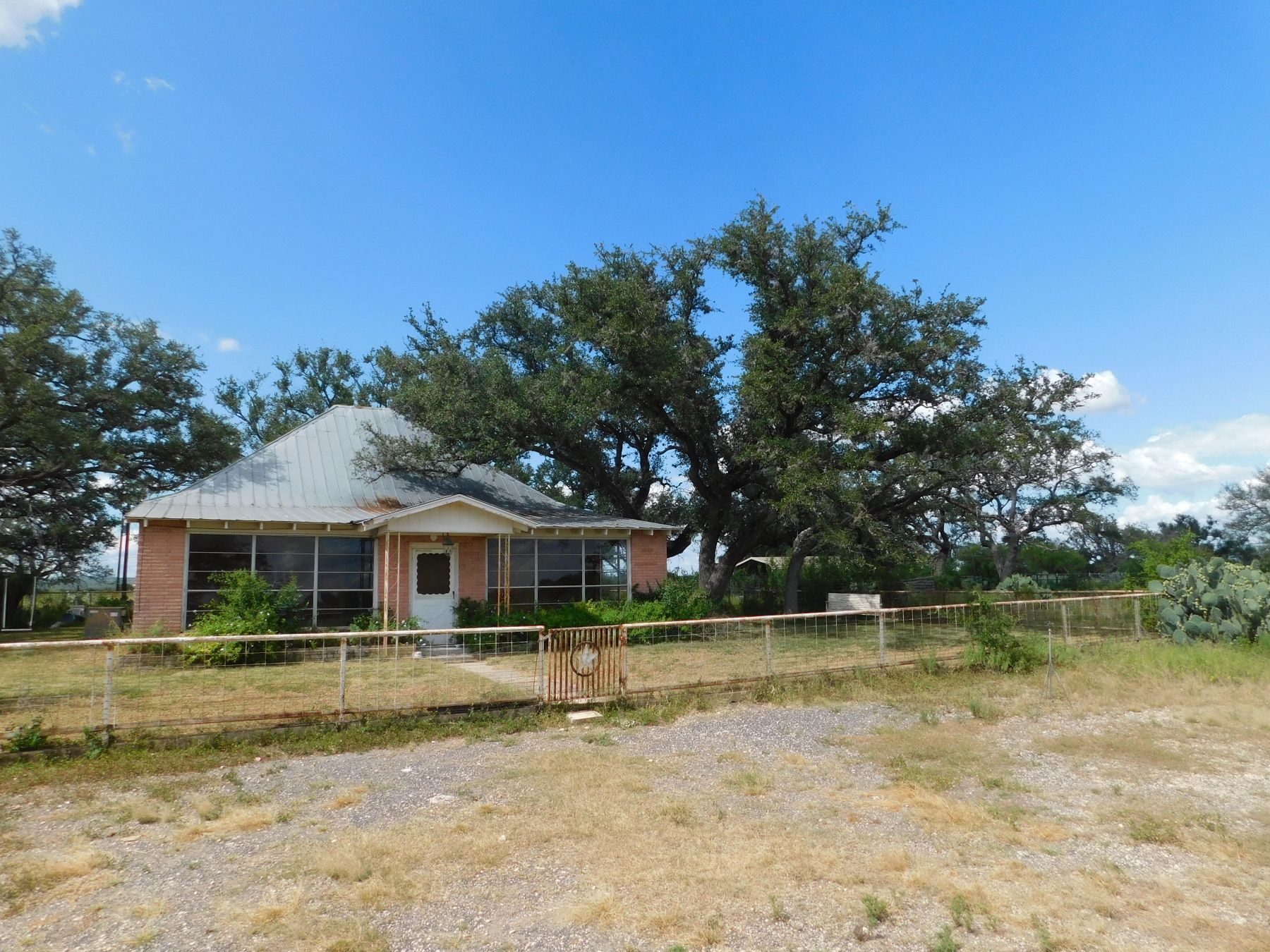 Listing Image #2