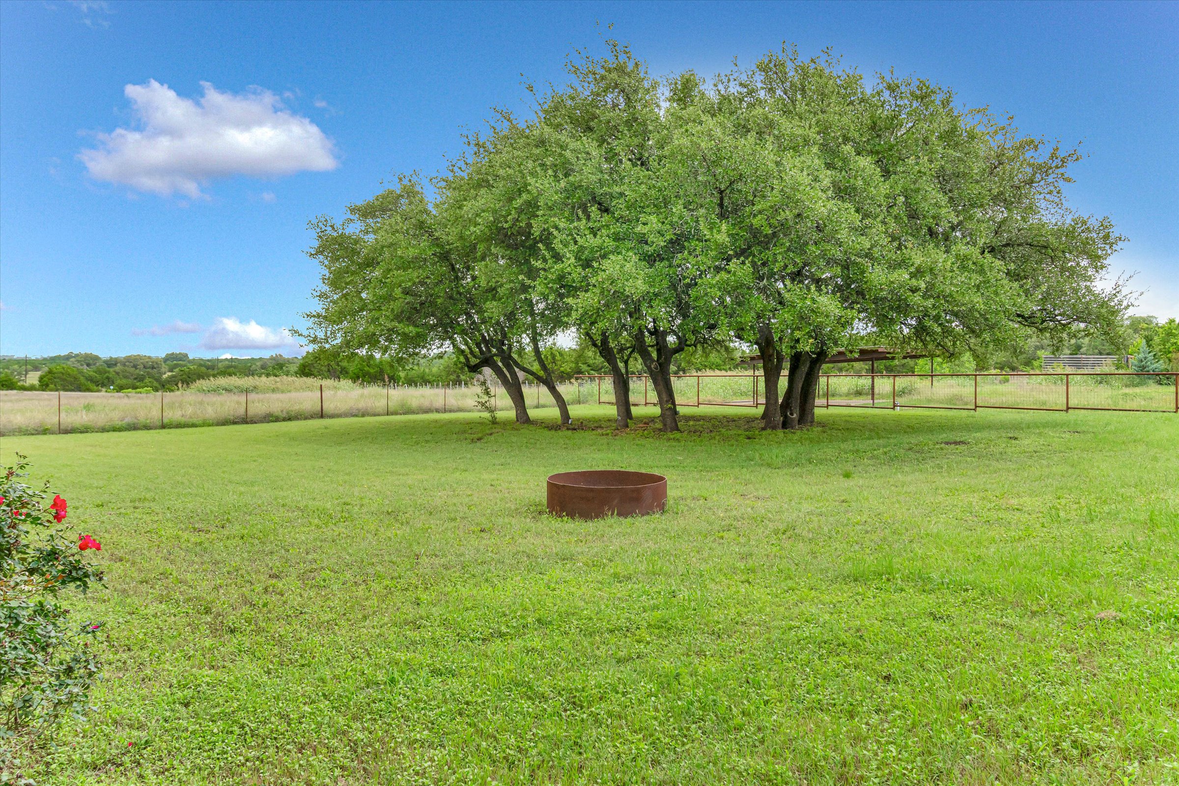 Listing Image #15