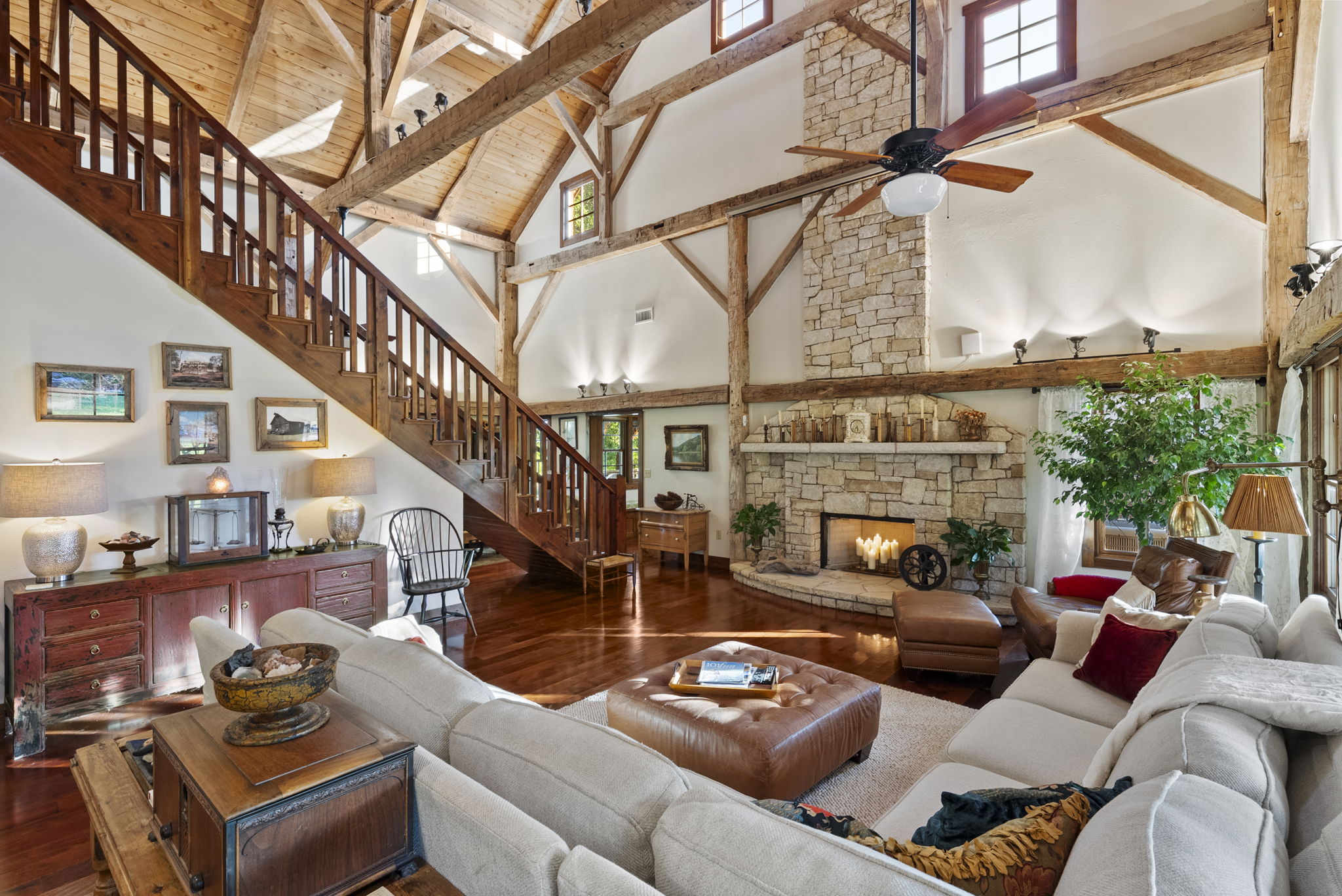 Listing Image #10