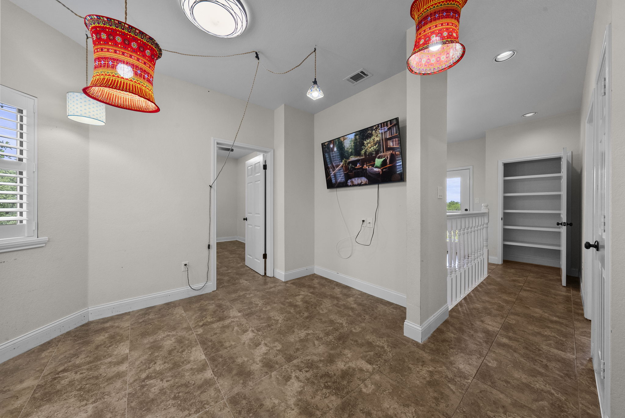Listing Image #42