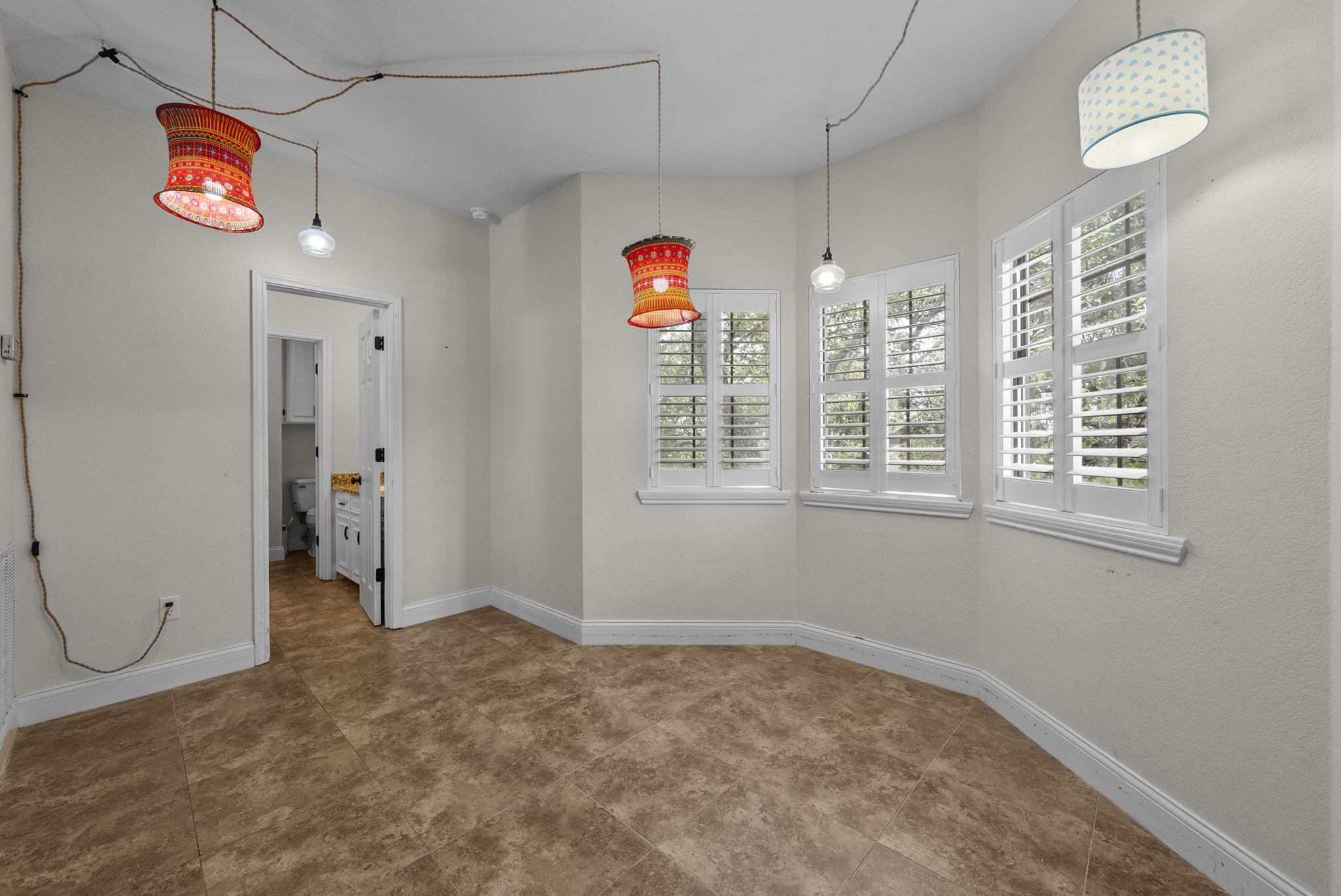 Listing Image #43