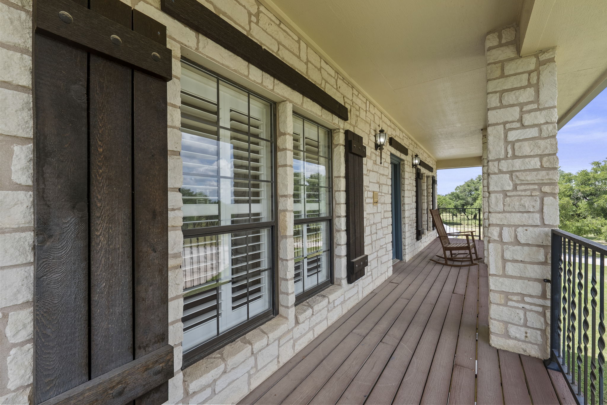 Listing Image #52